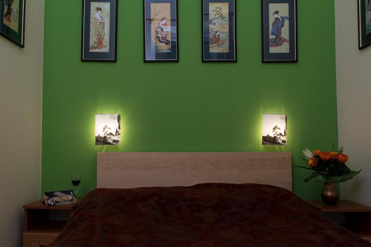 Theaterland Classic Apartments Будапеща Екстериор снимка